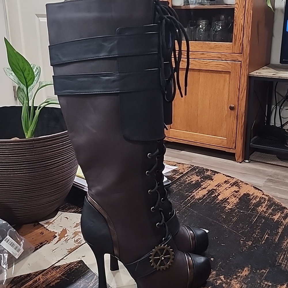 Ellie 420-Quinley Sailor Combat Lace Up Steampunk Gears Rock 4" Heel Boots New 8